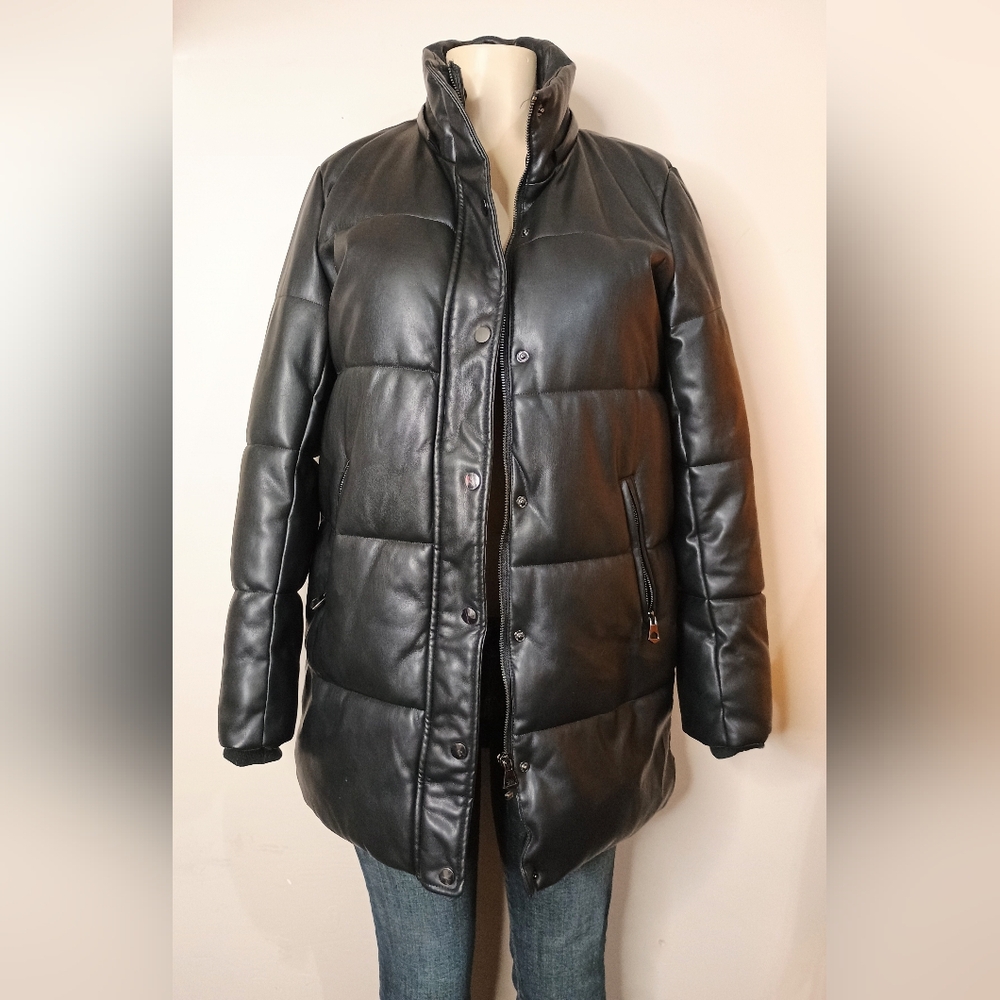Stylus Men's Puffer Jacket. Tagged Small(oversized). Will fit up to 1X Women's